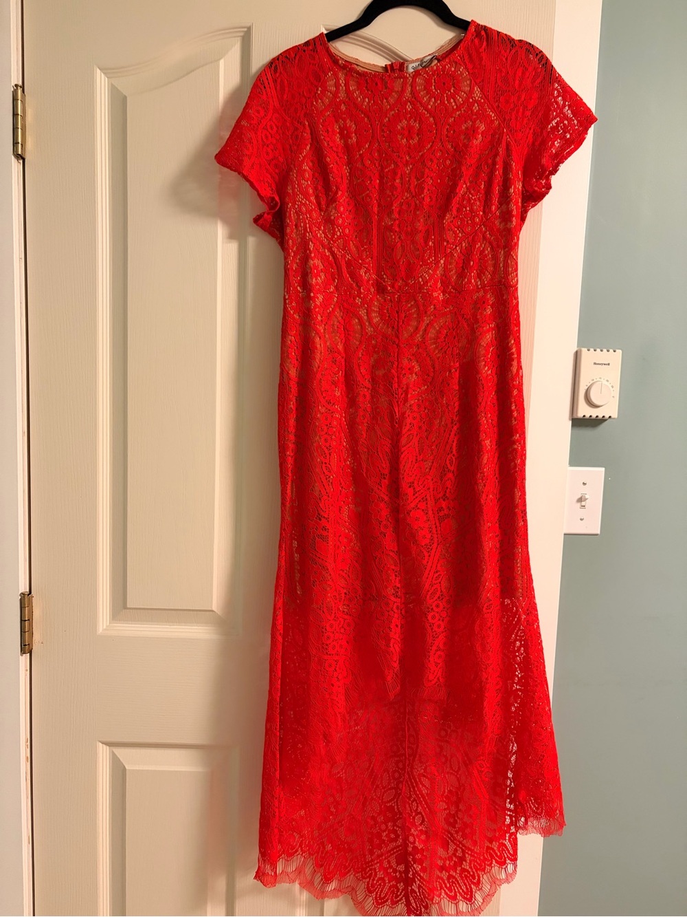 Women's Red Lace Midi Dress - Timeless Occasion Dress
